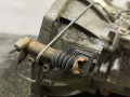 КПП механическая (МКПП) Toyota Yaris P1 2001, 1.0 л., 1SZ-FE, бензин, МКПП, серебро, хетчбэк 5 дв., передний привод - фото №3