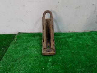 кронштейн буксировочный Hyundai Santa Fe 1 поколение (SM) 2001, 2.4 л., бензин, МКПП, черный, внедорожник 5 дв., передний привод