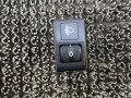 кнопка корректора фар Mazda 626 GF [рестайлинг] 1999, 1.8 л., бензин, МКПП, синий, универсал, передний привод - фото №4