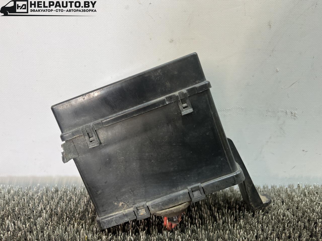 блок предохранителей Iran Khodro Samand 1 поколение 2009, 1.6 л., бензин, МКПП, чёрный, седан, передний привод, X7V8041007 - фото №1