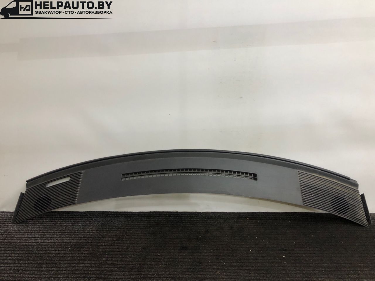 накладка на торпедо (консоль) Dodge Caliber 1 поколение 2008, 1.8 л., бензин, МКПП, красный, хетчбэк 5 дв., передний привод - фото №1