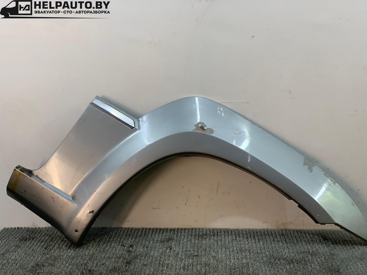 молдинг крыла Hyundai Terracan 1 поколение 2003, 2.5 л., D4BH, дизель, АКПП, серебристый, внедорожник 5 дв., полный подключаемый привод, 87742-H1020 - фото №1