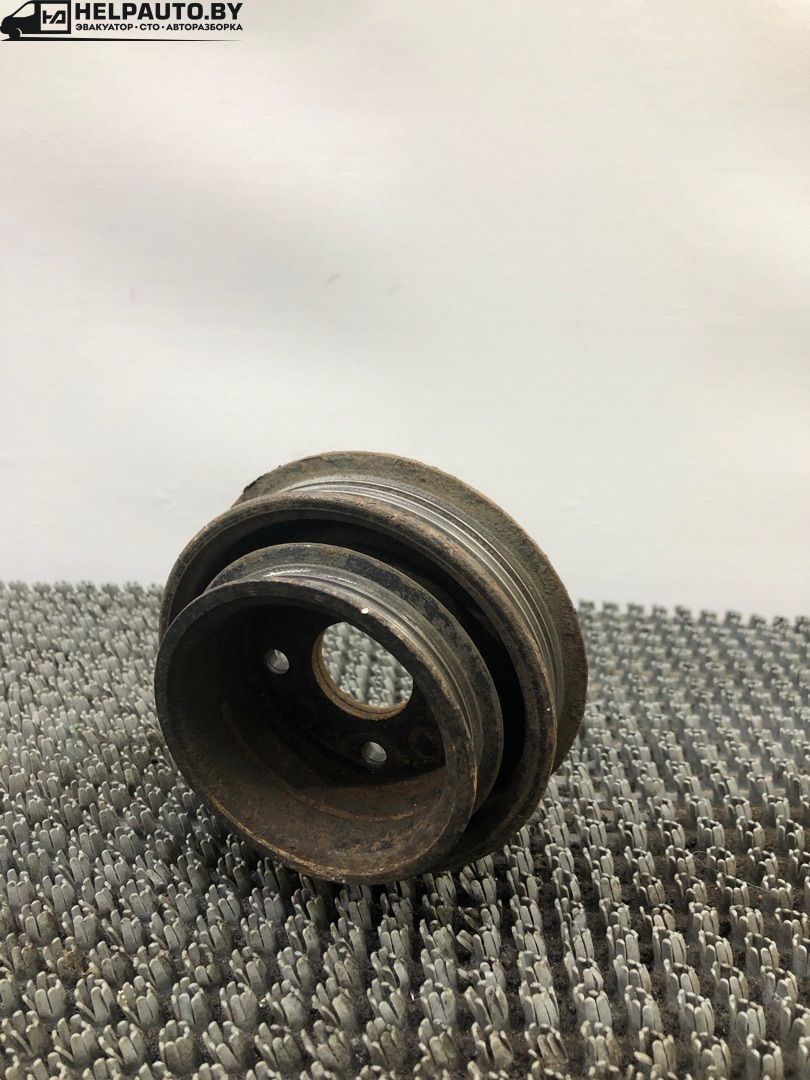 шкив помпы Geely CK Otaka 1 поколение CK-1 2007, 1.5 л., MR479A, бензин, МКПП, золотистый, седан, передний привод - фото №1