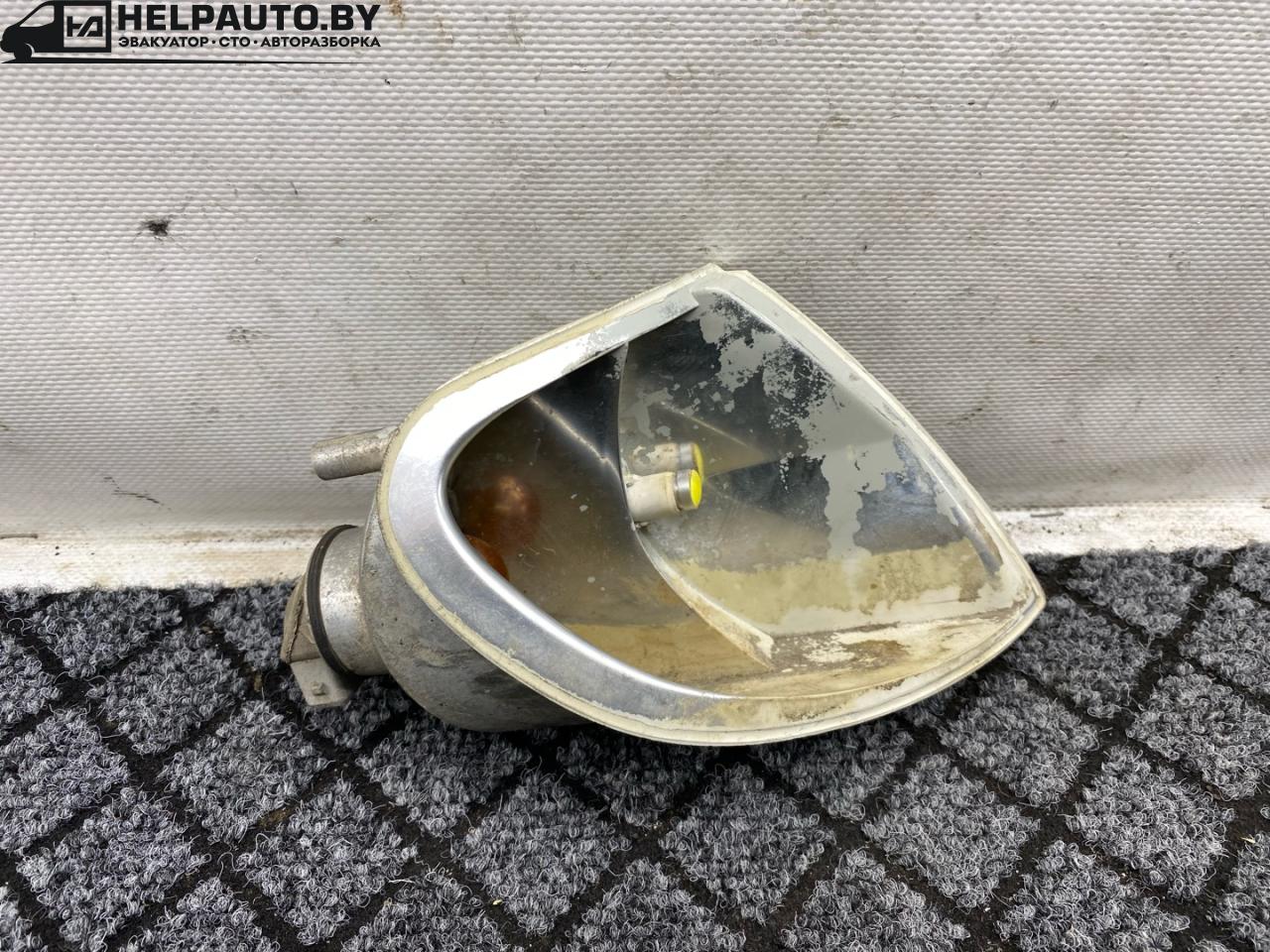 поворотник правый Citroen Berlingo 1 поколение (M49) 1998, 1.9 л., DHX (XUD9TF/BTF), дизель, МКПП, фургон, 9621302580 - фото №1