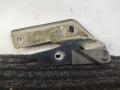 петля капота правая Opel Omega B 1996, 2.5 л., дизель, 5МКПП, черный, универсал, задний привод - фото №10