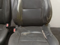 салон (комплект сидений) Kia Sorento 1 поколение 2005, 2.4 л., G4JS, бензин, МКПП, красный, внедорожник 5 дв., полный подключаемый привод - фото №9
