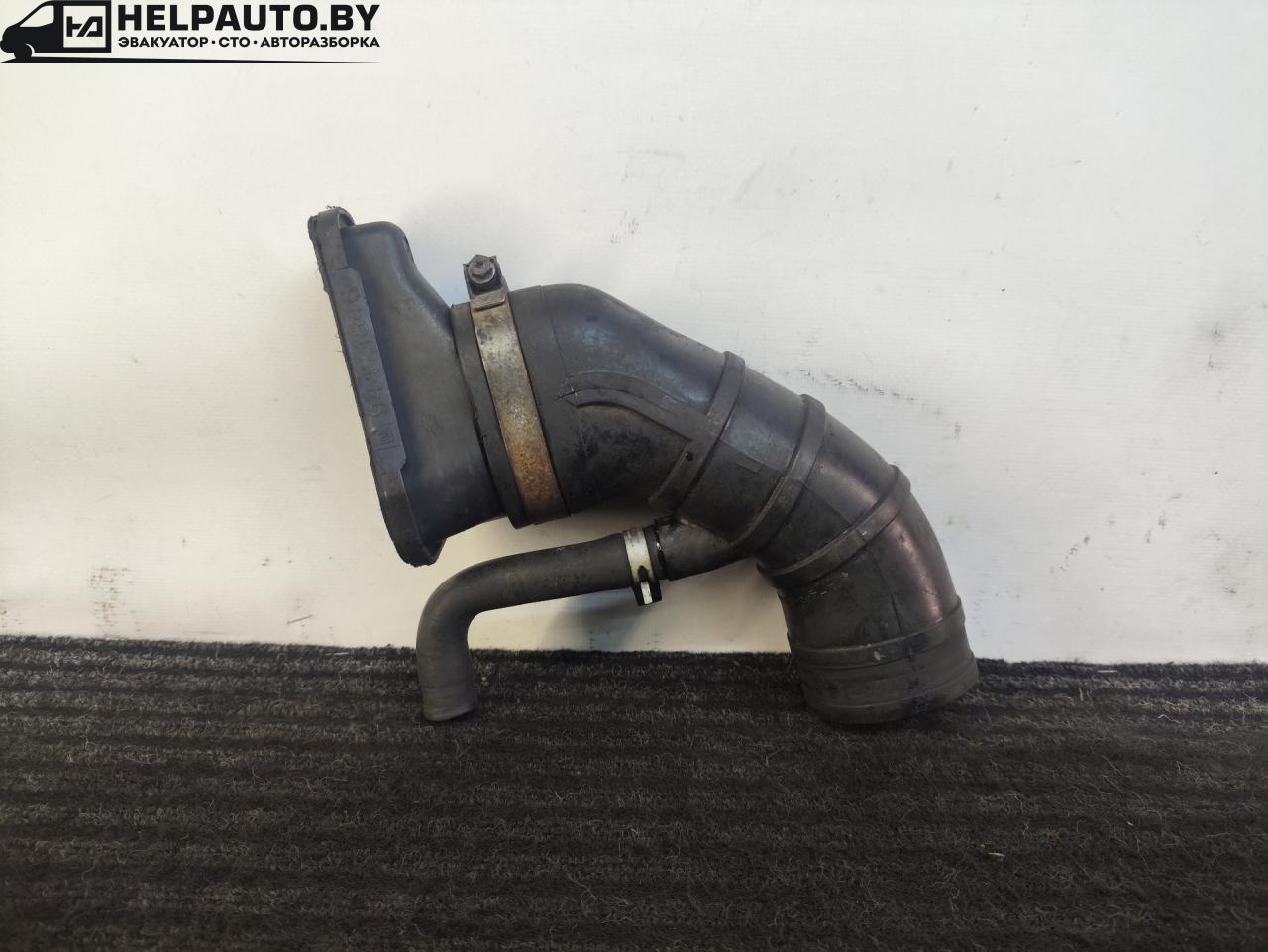 корпус воздушного фильтра Opel Astra F 1994, 1.7 л., дизель, 5МКПП, зелёный, хетчбэк 5 дв., передний привод, 94471846 - фото №1