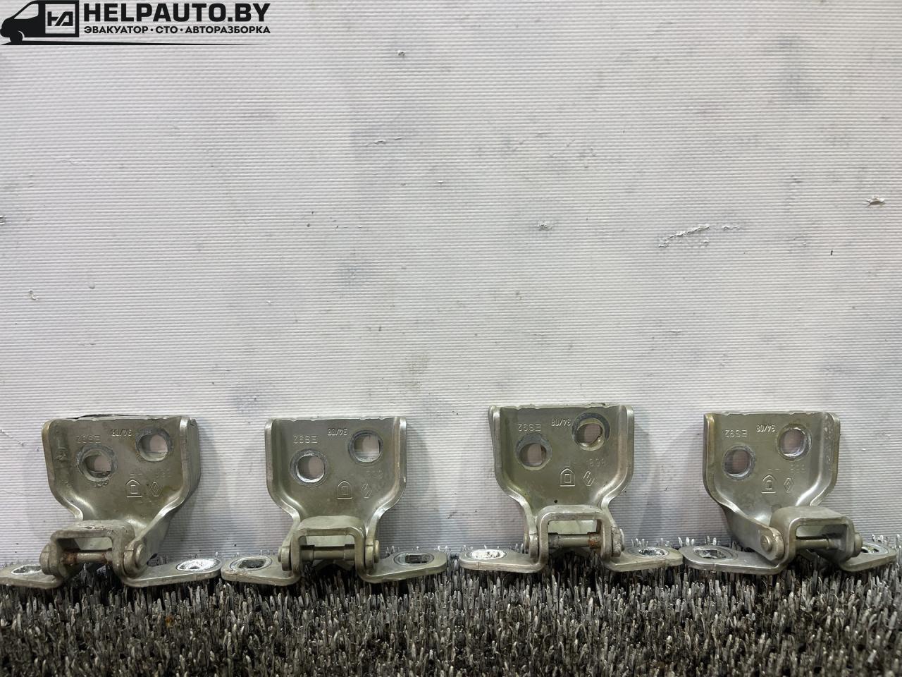 петля двери Dacia Sandero 1 поколение 2008, 1.4 л., K7J 714, бензин, МКПП, серый, хетчбэк 5 дв., передний привод - фото №1