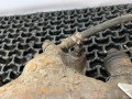суппорт передний левый Toyota Carina T170 1992, 1.6 л., 4A-FE, бензин, МКПП, красный, седан, передний привод - фото №6