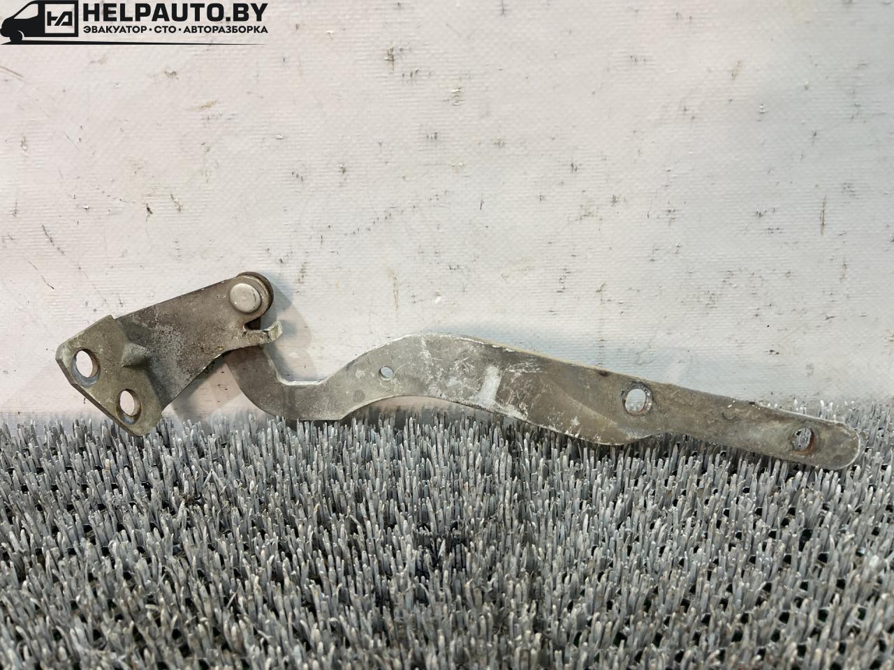 петля капота левая Ford Mondeo 2 поколение 1999, 1.8 л., RFN, дизель, МКПП, белый, универсал, передний привод - фото №1