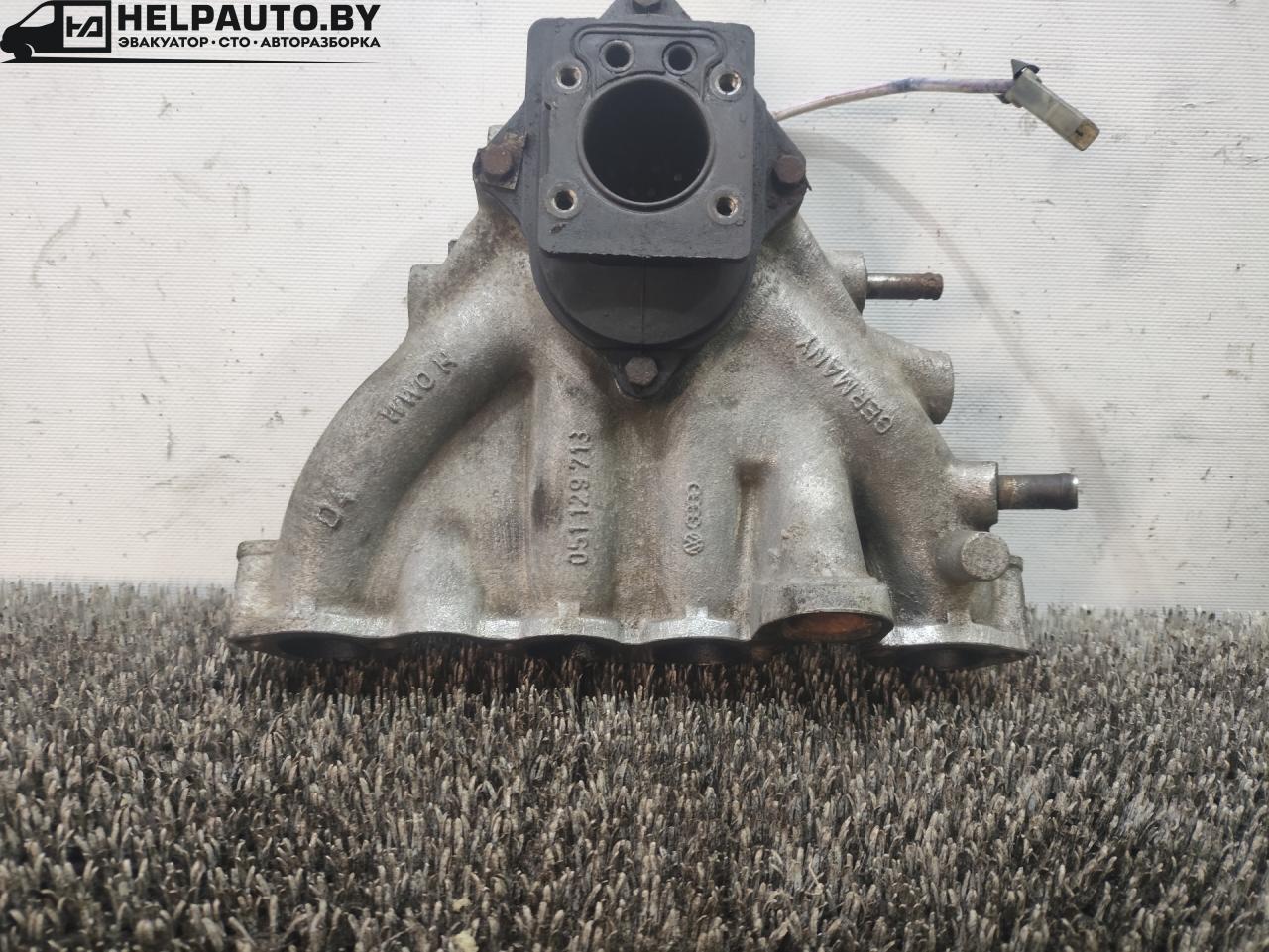 подушка под моновпрыск Volkswagen Passat B3 1988, 1.6 л., бензин, МКПП, универсал, 1F, 083989, 051129713, 26593F3 - фото №1