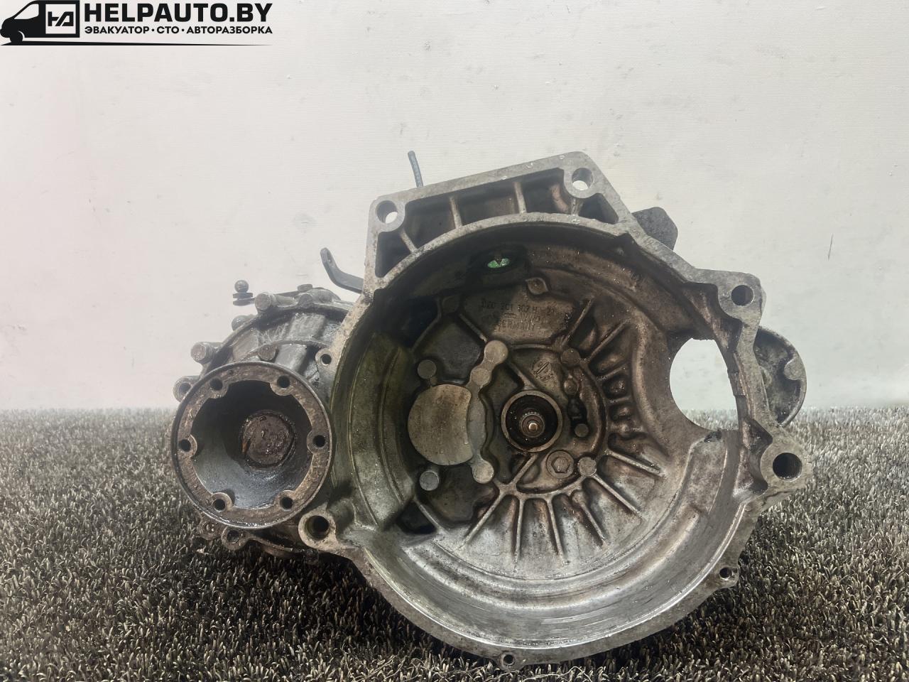 КПП механическая (МКПП) Volkswagen Golf 3 поколение (1991 - 2000), 1.8 л., бензин, МКПП, передний привод, APW, 020301107H - фото №1