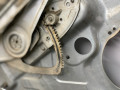 стеклоподъемник задний правый Ford Focus 2 поколение 2006, 1.6 л., HWDA, бензин, МКПП, красный, хетчбэк 5 дв., передний привод - фото №3