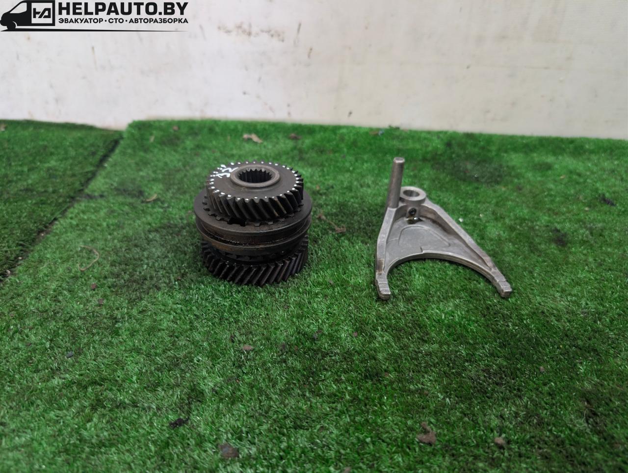 КПП механическая (МКПП) Renault Scenic 1 поколение 1998, 1.9 л., F9Q 734, дизель, синий, минивэн, передний привод - фото №1