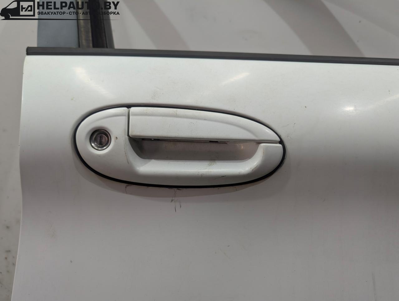 ручка наружная Ford Taurus 4 поколение 2001, 3.0 л., бензин, АКПП, белый, седан, передний привод - фото №1