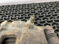 суппорт передний левый Honda Jazz 1 поколение 2002, 1.3 л., L13B, бензин, МКПП, голубой, хетчбэк 5 дв., передний привод - фото №3