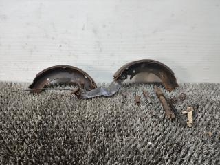 колодки стояночного тормоза Hyundai Coupe RD 1998, 2.0 л., бензин, МКПП, бордовый, купе, передний привод