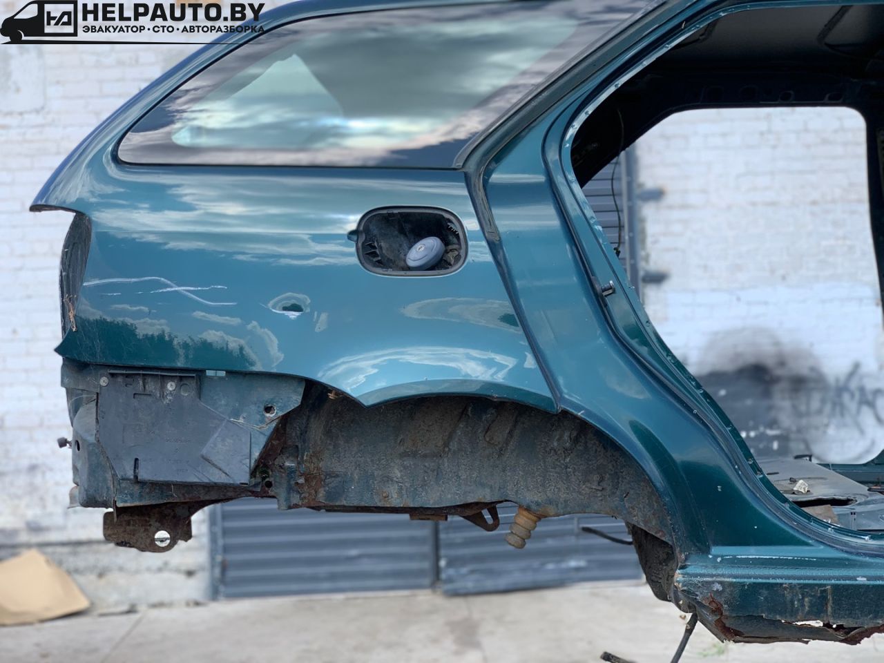 крыло заднее правое Citroen Xsara 1 поколение 1998, 1.9 л., дизель, 5МКПП, универсал - фото №1