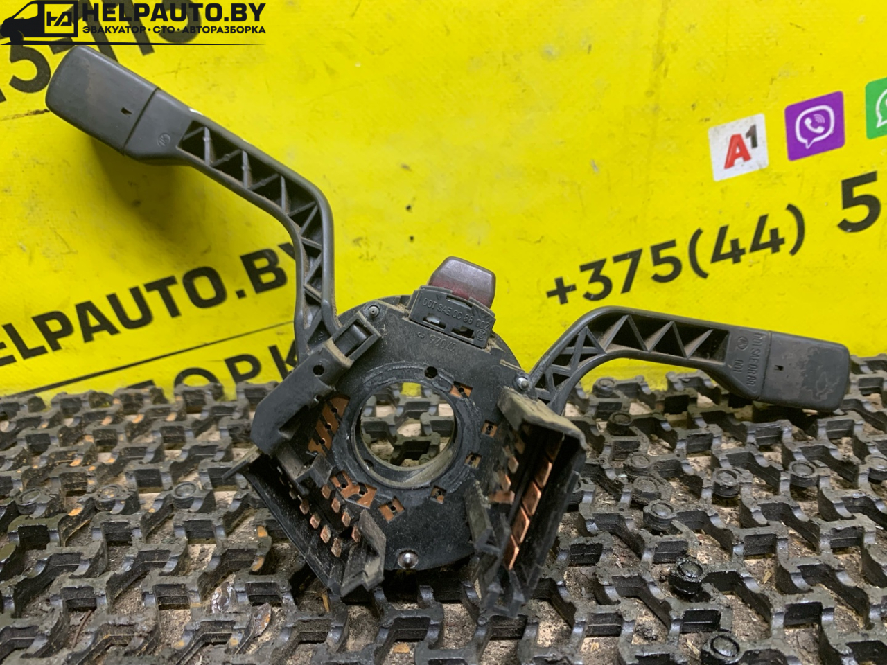 переключатель подрулевой (стрекоза) Volkswagen Passat B3 1993, 1.9 л., AAZ, дизель, 5МКПП, черный, универсал, передний привод - фото №1