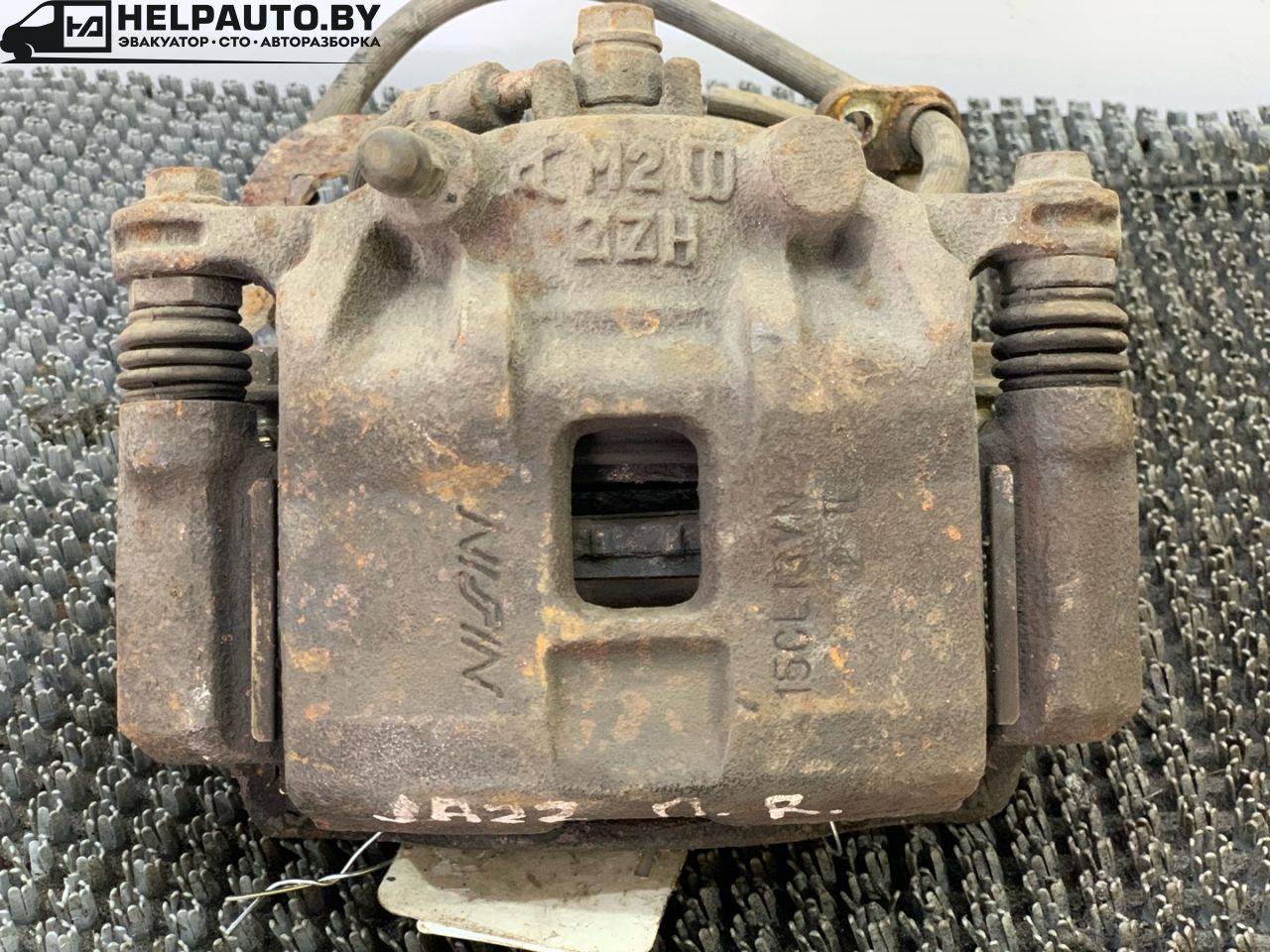 суппорт передний правый Honda Jazz 1 поколение 2002, 1.3 л., L13B, бензин, МКПП, голубой, хетчбэк 5 дв., передний привод - фото №1
