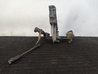 кулиса Opel Astra F 1994, 1.7 л., дизель, 5МКПП, зелёный, хетчбэк 5 дв., передний привод, 90305272