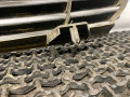 решетка радиатора Opel Omega B 1999, 3.0 л., бензин, АКПП, чернозеленый, седан, задний привод - фото №4