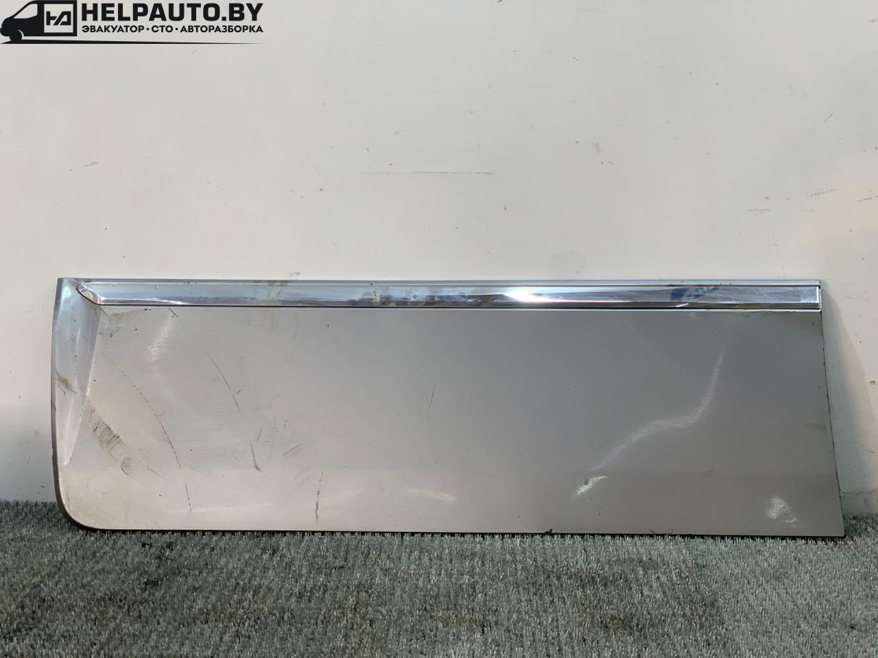 молдинг двери передней левой Hyundai Terracan 1 поколение 2003, 2.5 л., D4BH, дизель, АКПП, серебристый, внедорожник 5 дв., полный подключаемый привод, 87751-H1920 - фото №1