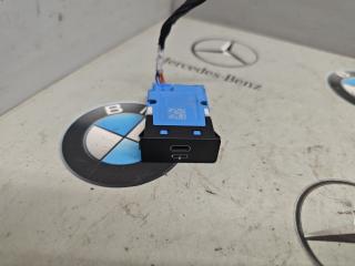 разъем AUX / USB BMW X5 G05 [рестайлинг] 2023, 3.0 л., бензин, c4p, полный привод, 5A84164