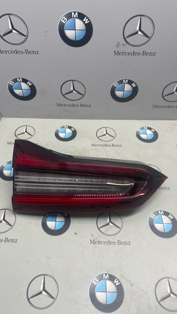 фонарь крышки багажника правый BMW X5 M F95 2021, 4.4 л., бензин, полный привод, 2SK2418, H85A0DB0603 - фото №1