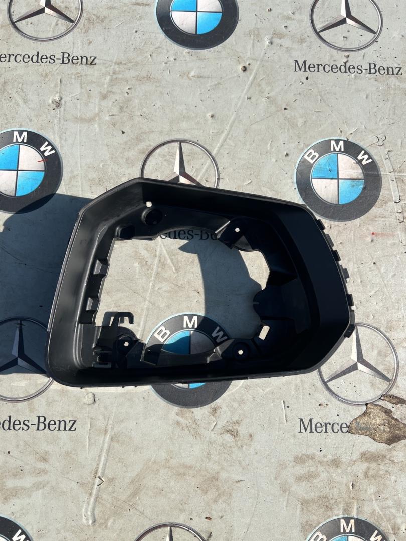 рамка зеркала левого BMW iX I20 2024 - фото №1