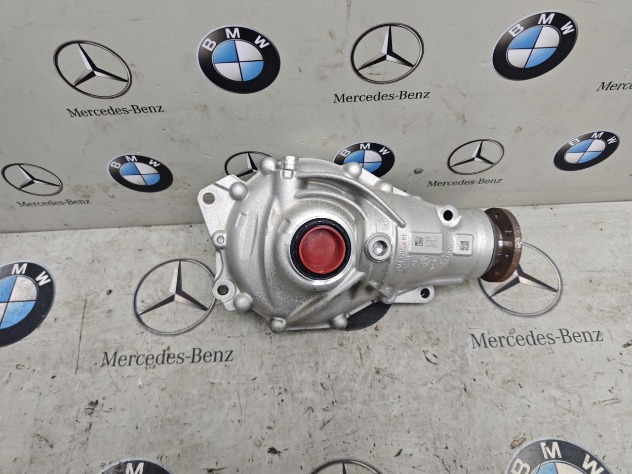 редуктор переднего моста BMW XM G09 2023, 4.4 л., c5y, 8848100 - фото №1