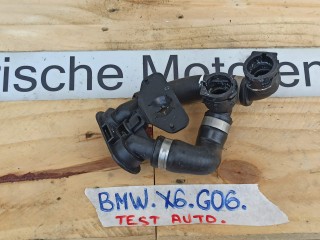 патрубок радиатора BMW X6 G06 [рестайлинг] 2023, 3.0 л., бензин, a96, полный привод, 8780517