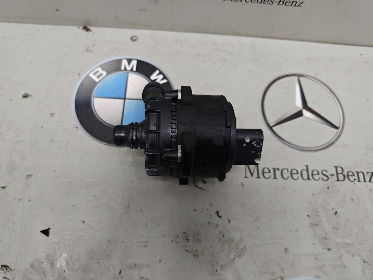 насос антифриза дополнительный BMW XM G09 2024, 4.4 л., бензин, 475, полный привод, 9455035 - фото №1