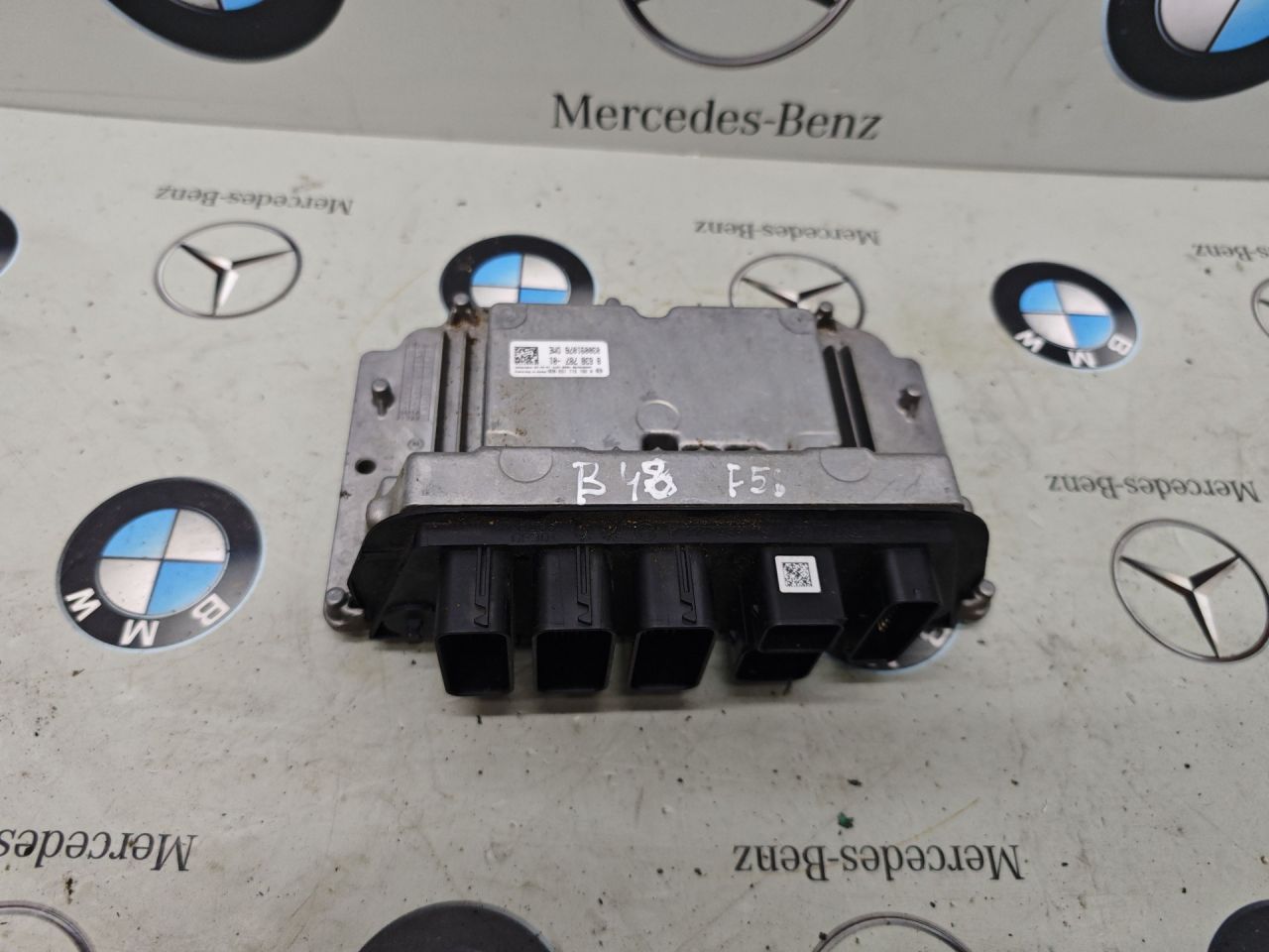 блок управления двигателем Mini Countryman 1 поколение 2014, 2.0 л., B48 A20 A, бензин, 8638787, 0261S11153 - фото №1