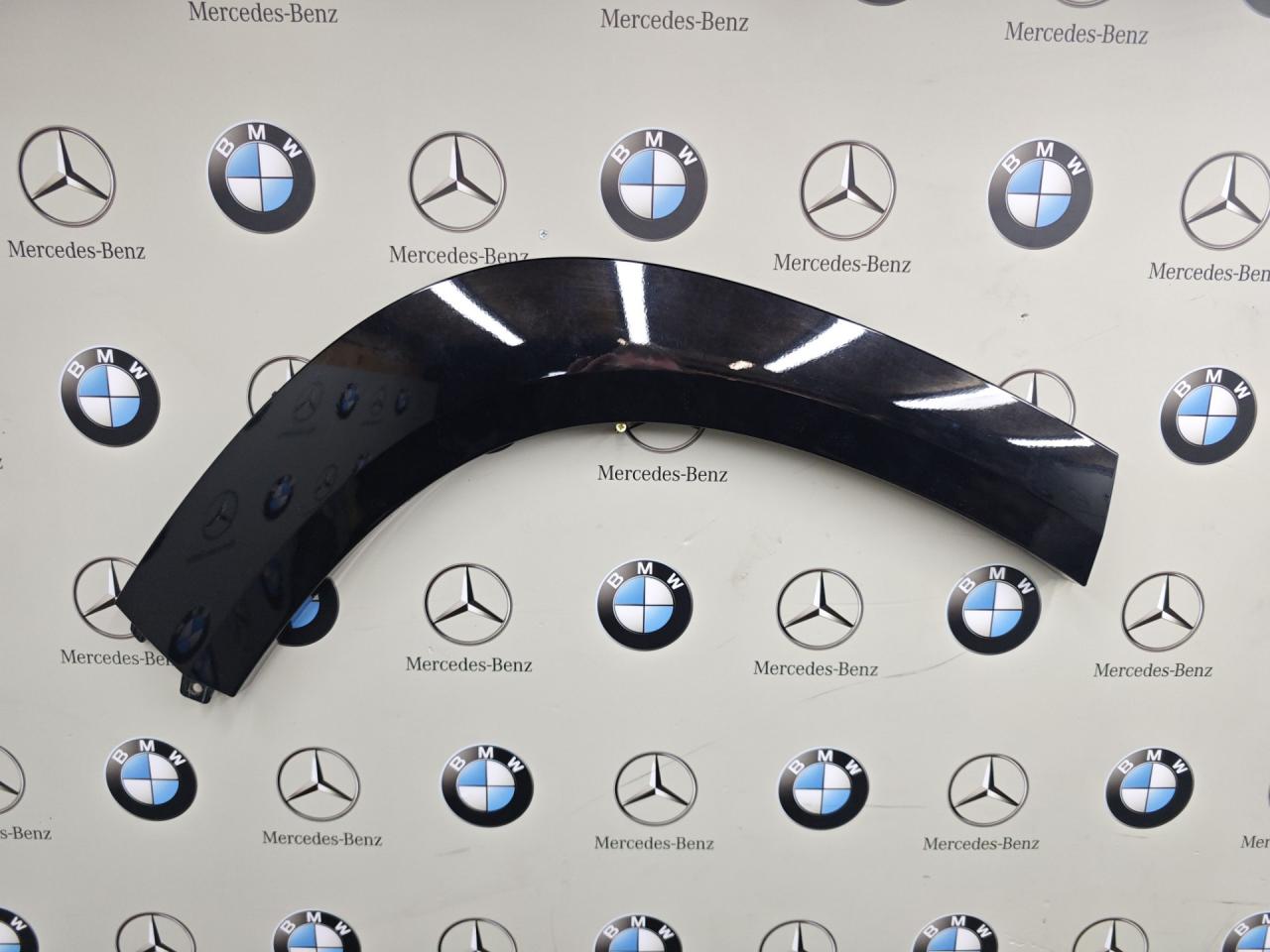 накладка колесной арки BMW XM G09 2023, 4.4 л., c5y, 9450922 - фото №1