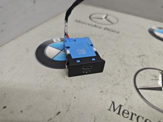 разъем AUX / USB BMW X5 G05 [рестайлинг] 2023, 3.0 л., бензин, c4p, полный привод, 5A84164