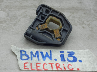 крепление кассеты радиаторов BMW i3 L01 2015, 8620733
