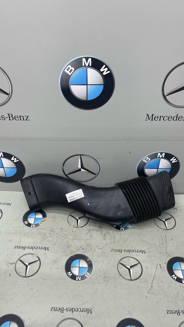 патрубок воздушного фильтра BMW X5 M F95 2021, 4.4 л., бензин, 8091869, 8689753 - фото №1