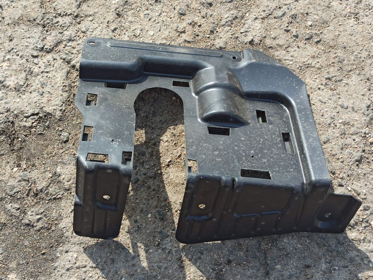 защита днища BMW XM G09 2023, 4.4 л., бензин, электро, c5y, 9451724 - фото №1