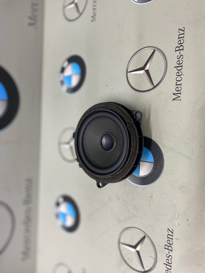 динамик двери BMW X3 F25 2012, 3.0 л., N52 B30 A, бензин, 9240642 - фото №1