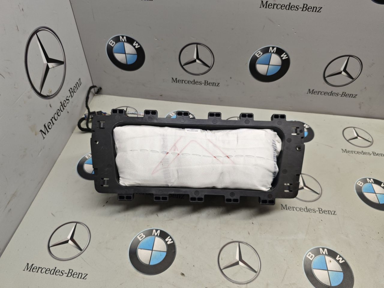 подушка безопасности пассажира BMW 6 GT G32 2019, 3.0 л., B58B30, бензин, 6254890 - фото №1