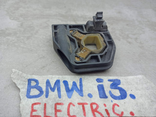 крепление кассеты радиаторов BMW i3 L01 2015, 8620732