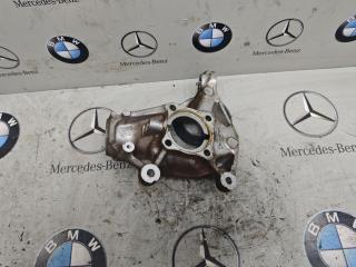 кулак поворотный правый BMW i3 L01 2015, 6852160