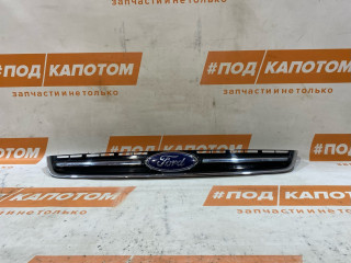 решетка радиатора Ford Kuga 2 поколение 2013, 1.6 л., JTMA, бензин, АКПП, frozen white, внедорожник 5 дв., полный привод