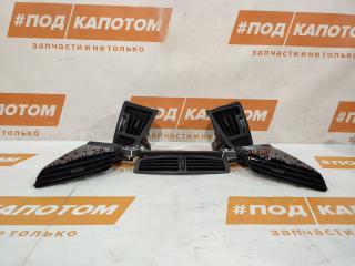 дефлектор обдува салона Ford Kuga 2 поколение 2015, 1.5 л., M9MA, бензин, АКПП, moondust silver (metallic), внедорожник 5 дв., передний привод