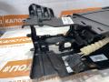 подлокотник Ford Focus 3 поколение 2011, 2.0 л., MGDA, бензин, АКПП, хетчбэк 5 дв., передний привод - фото №16