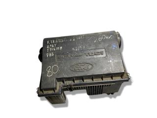 корпус воздушного фильтра Ford Transit 7 поколение 2010, 2.2 л., P8FA, дизель, 5МКПП, белый, микроавтобус, передний привод, правый руль