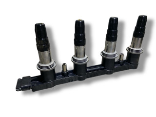 катушка зажигания Chevrolet Cruze 1 поколение 2010, 1.6 л., F16D4, бензин, 5МКПП, poly silver / gcy, седан, передний привод, правый руль