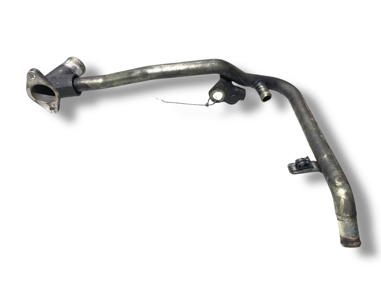 трубка охлаждающей жидкости Opel Astra J 2010, 1.7 л., A 17 DTR, дизель, 6МКПП, argonsilber / gan, хетчбэк 5 дв., передний привод, правый руль, 98073220, 55581546, 98079555, 98039035 - фото №1