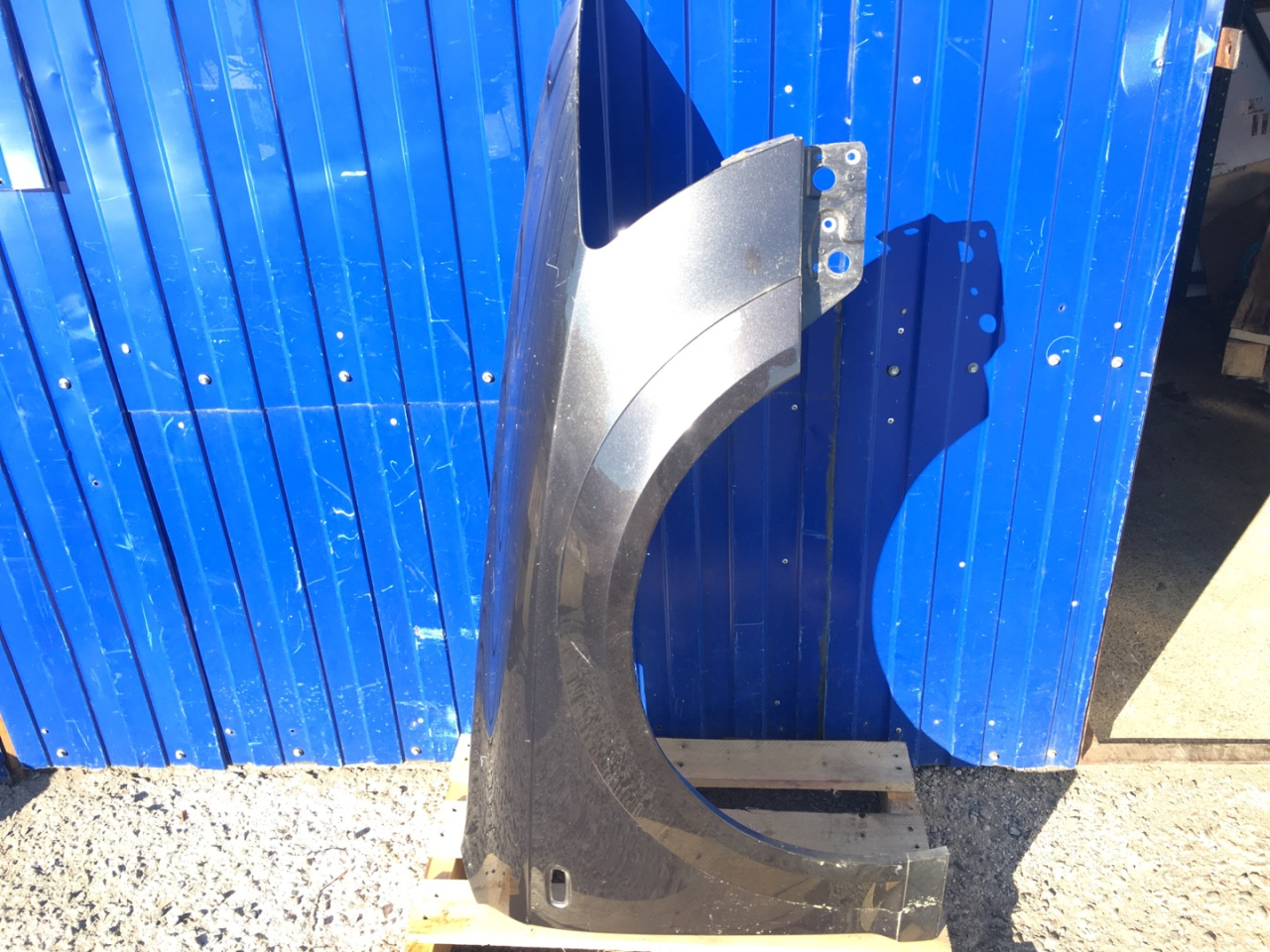 крыло переднее правое Audi A6 Allroad Quattro C6 2007, 2.7 л., BPP, дизель, АКПП, lavagrau / lz7l, универсал, полный привод, правый руль, 106211047 - фото №1